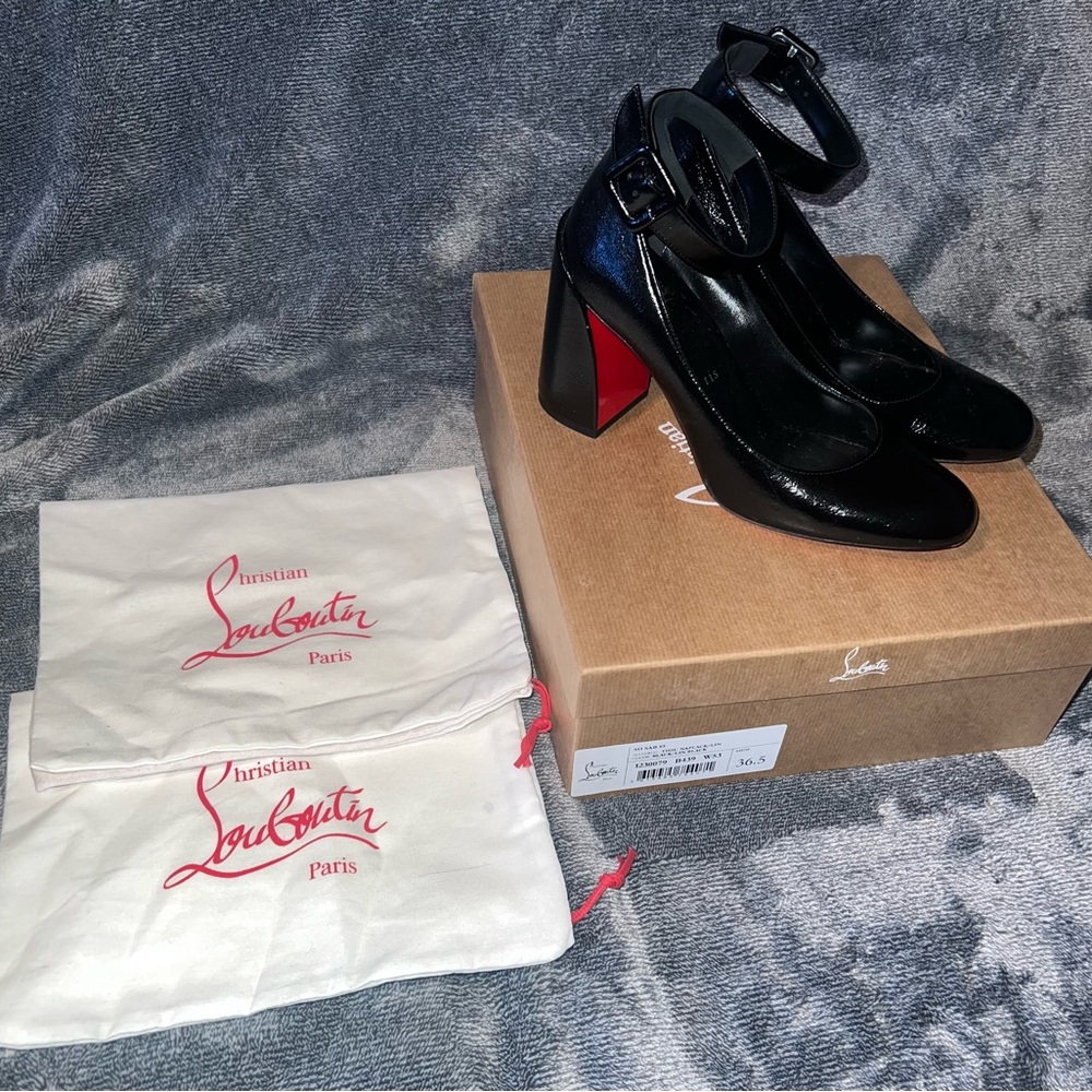 Christian Louboutin LIKE NEW So Sab US 6.5